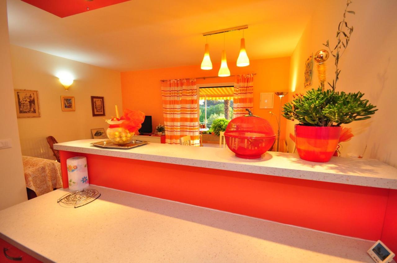 Ferienwohnung Tri Palme Prvic Sepurine Exterior foto